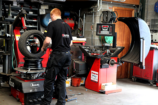 GARAGE